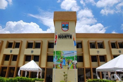 Escuela laboral de Santo Domingo Norte realiza graduación