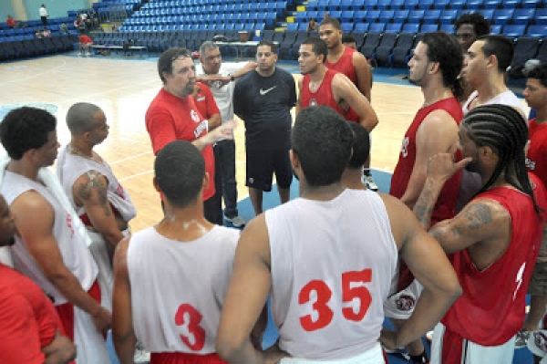 Leones enfrentarán a Titanes en busca de primera victoria