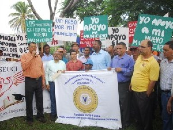 Cienfuegos marcha por conformación de muncipio y por la paz