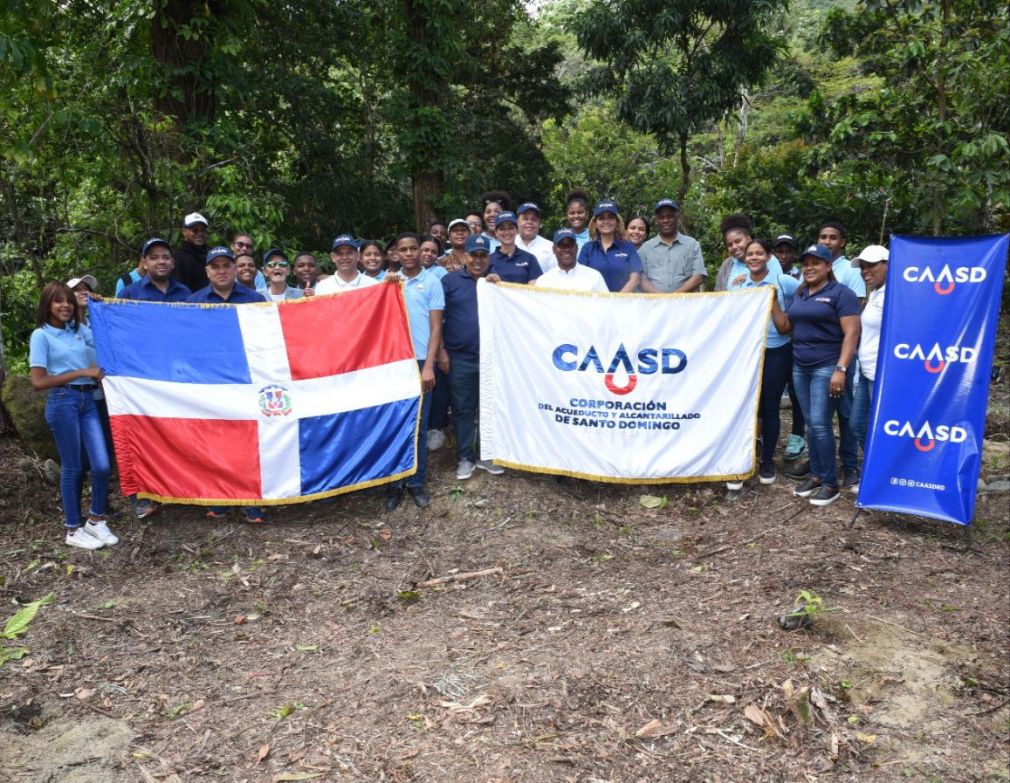 La Caasd destacó que este tipo de jornada se realiza dos veces al año, como parte de los programas orientados a cuidar y proteger las fuentes acuíferas del país.