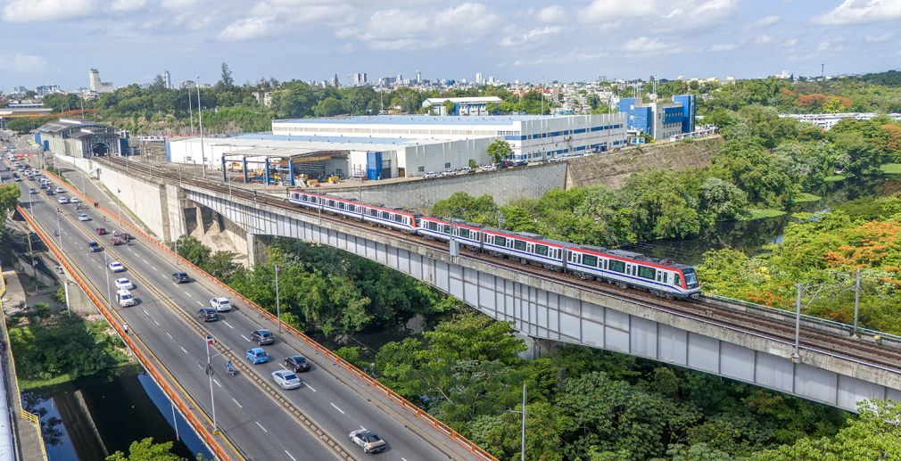 Este lunes se restableció el servicio en las estaciones elevadas de la Línea 1 que fueron intervenidas para adecuarlas a los trenes de seis vagones que se estrenarán en agosto.