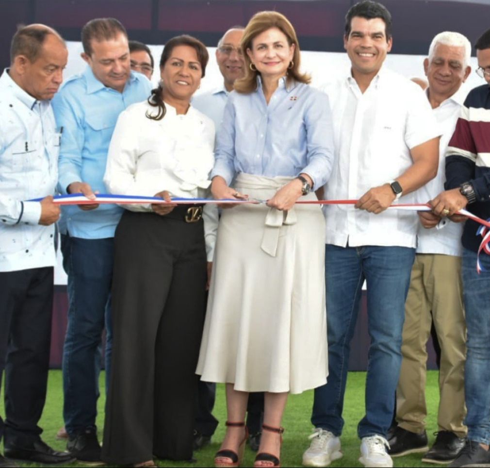 El director ejecutivo del Inapa, Wellington Arnaud, informó que en este año serán inauguradas más de 100 obras para garantizar la salud y mejorar la calidad de vida de la gente.
