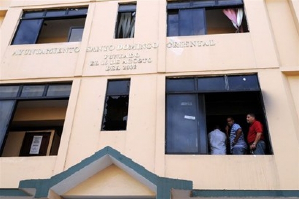 Presentan proyecto a favor de los jóvenes SDE