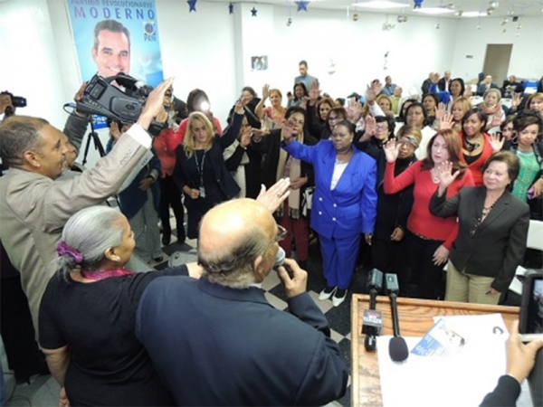 Dominicanos muestran respaldo a Luis Abinader en varias ciudades de Nueva York