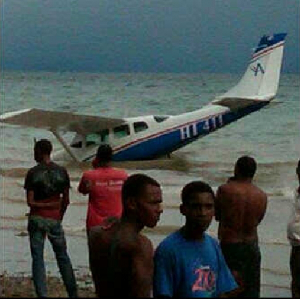 Avioneta cae al mar próximo a Arroyo Barril