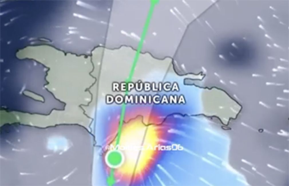 Fotograma satelital del desplazamiento de la Tormenta Franklin sobre República Dominicana.