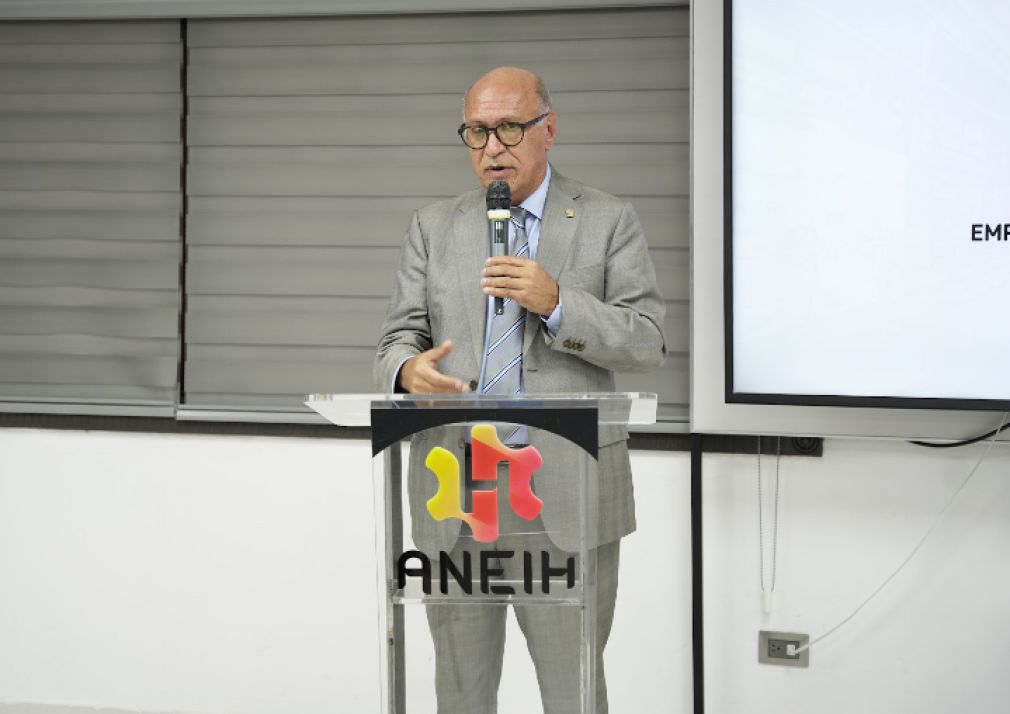 El presidente de la entidad, Ángelo Viro, afirmó que resulta insostenible para los sectores productivos tomar préstamos con las tasas actuales y mantener sus operaciones en crecimiento.