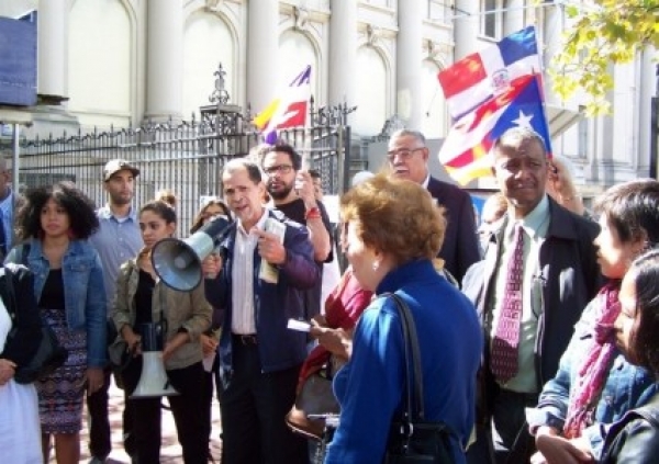 Dominicanos en New York repudian decisión contra hijos de haitianos