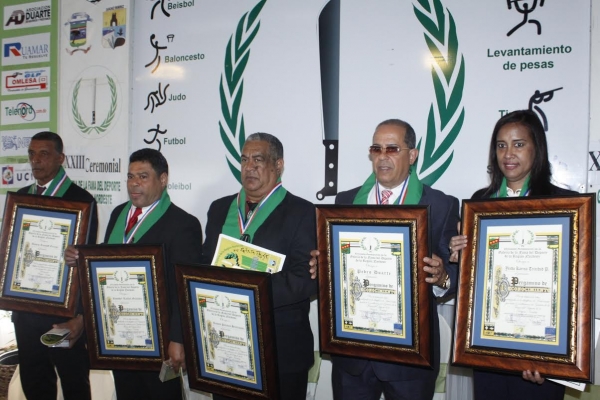 Exaltan 5 nuevos Inmortales del Deporte en SFM: 