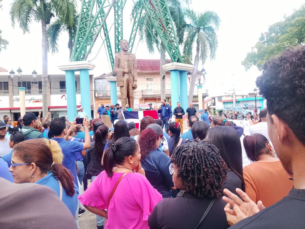 Exigen mayor atención a las necesidades básicas del sistema educativo en Espaillat.