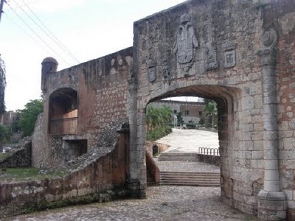 Zona Colonial será remozada para hacerla destino turístico