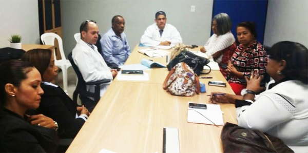 Área II de Salud y hospital Darío Contreras coordinan acciones para beneficio de la población: 