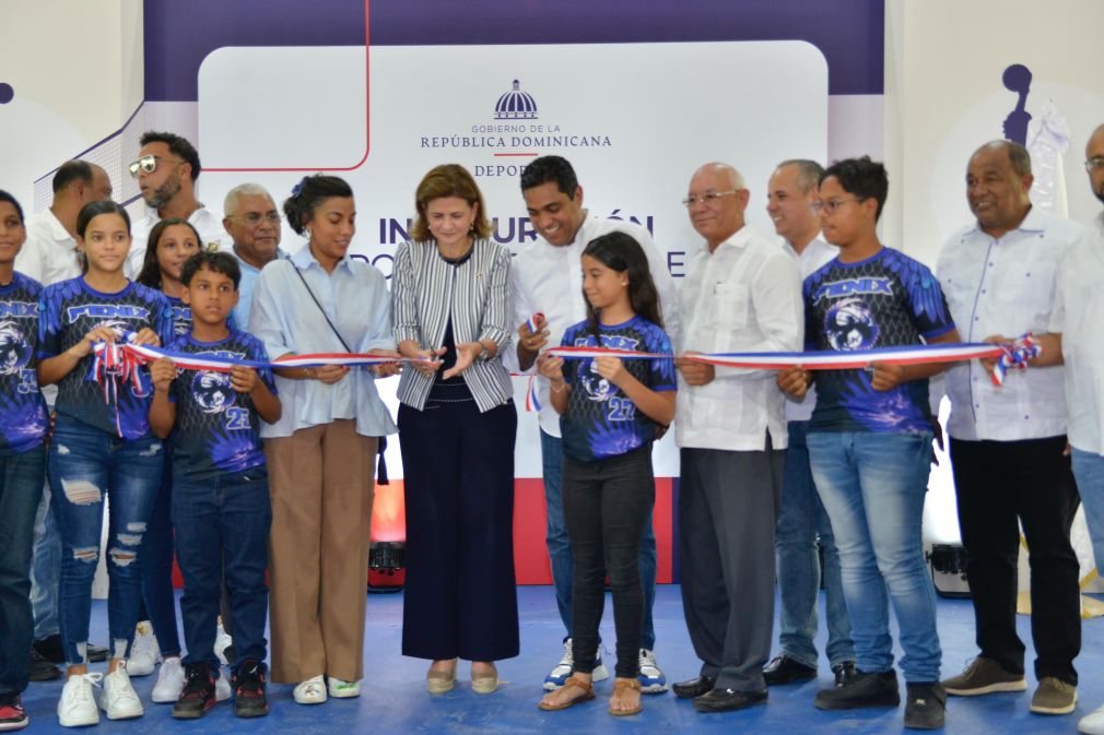 Las inauguraciones fueron encabezadas por la vicepresidenta Raquel Peña y el ministro de Deportes, Kelvin Cruz.