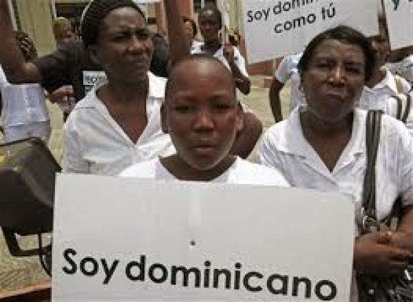 Bayaguanenses de origen haitiano inconformes con la Ley de Naturalización
