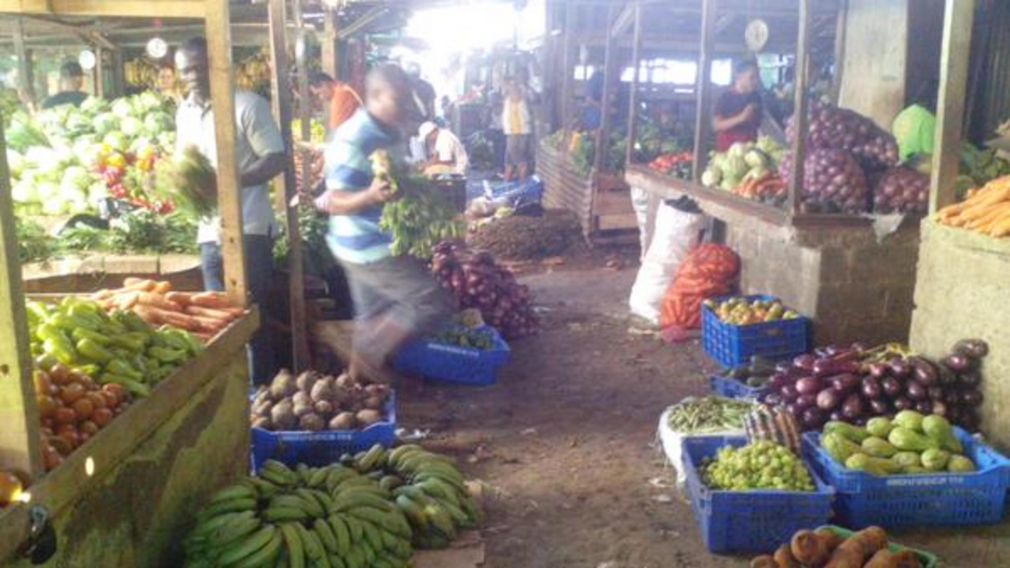 Los comerciantes aseguran que el mercado de Santo Domingo Este está organizado, limpio y tiene los mejores precios.