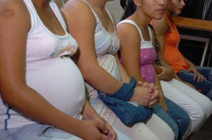 Confirman pueblos del Sur con más jóvenes embarazadas: 