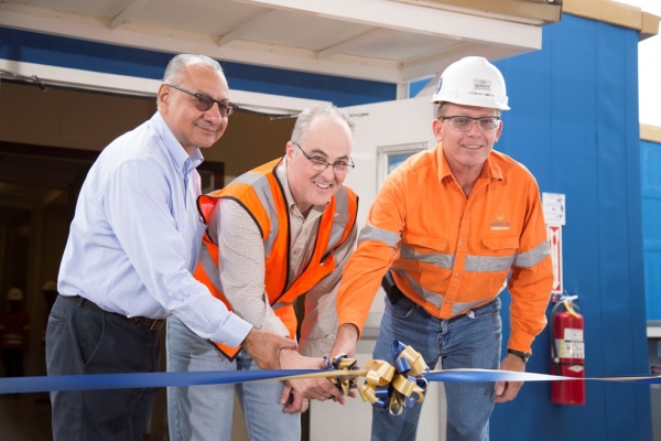 Empresa minera inaugura nuevo centro de capacitación para empleados: