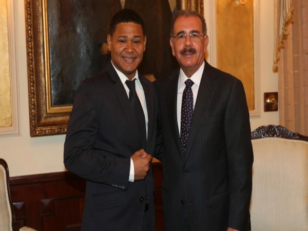 El Jeffrey le lleva propuesta a Medina