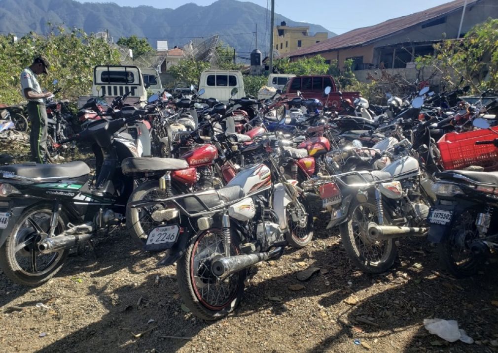 En el operativo de hoy han sido retinadas unas 50 motocicletas cuyos conductores no portaban el casco protector.
