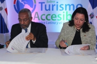 Conadis y Senadis firman convenio de cooperación internacional por un Turismo Accesible: 