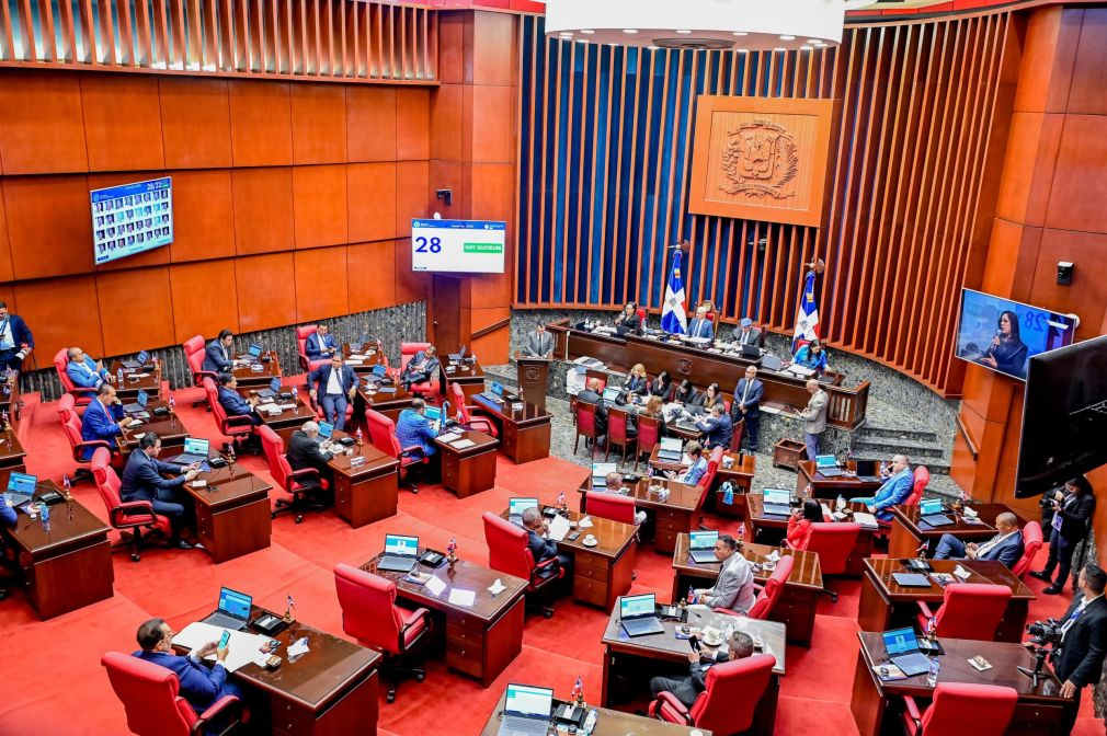 El Senado aprobó en primera lectura la reforma que modifica la composición del Consejo de la Autoridad Portuaria.