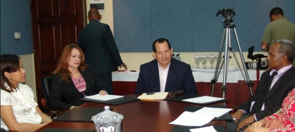 José Romero, hace el anuncio en rueda de prensa esta mañana