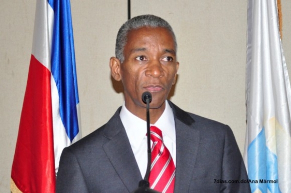 Salustiano Mojica, rector de la Universidad Nacional Evangélica en República Dominicana.