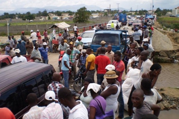 Cierran frontera para evitar presos escaparon de Haití entren a RD