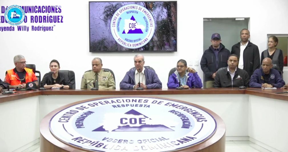 El gobernante indicó que varias entidades distribuyen ayudas alimentos cocidos y raciones crudas.