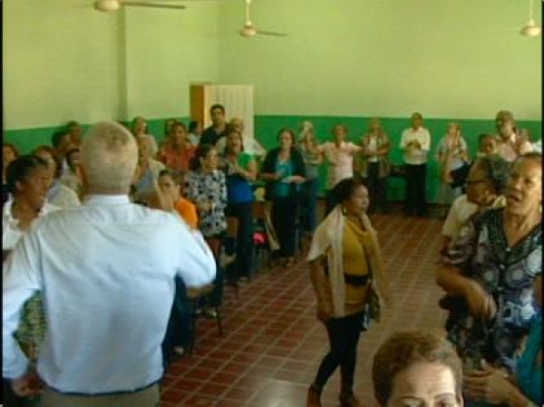 Jubilados demandan se aplique aumento anunciado por el presidente