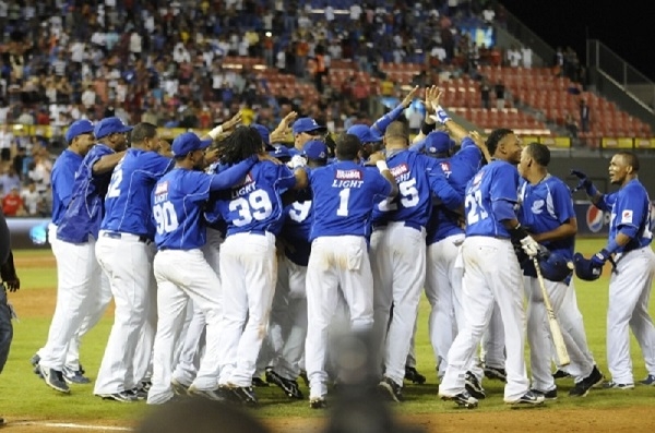 El Licey derrota a los Gigantes