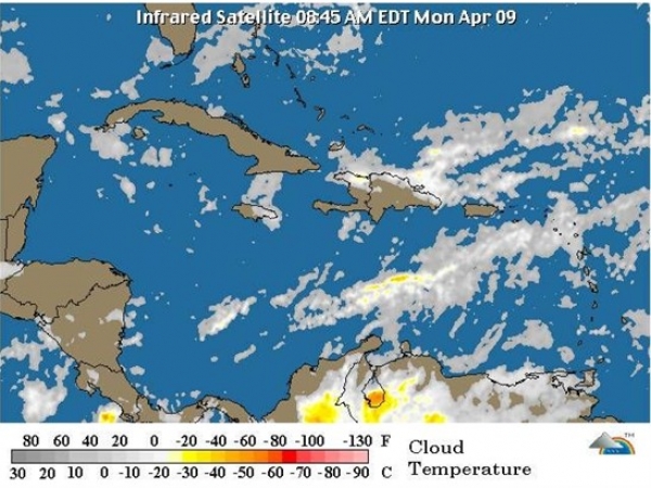 Meteorología pronostica incremento lluvias esta tarde por onda tropical