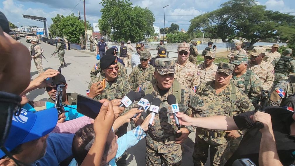 Ministro de defensa anuncia para el 20 de junio continuación del muro fronterizo en Dajabón.