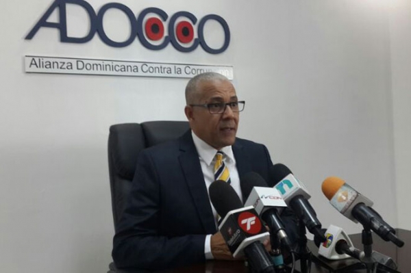 Adocco dice hubo corrupción en remodelación del Dario Contreras 
