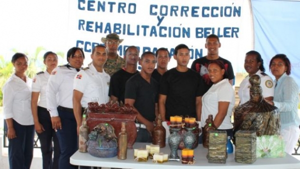 Centro de corrección y rehabilitación celebra día mundial de la tierra en Dajabón