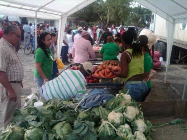 Venta popular en Dajabón