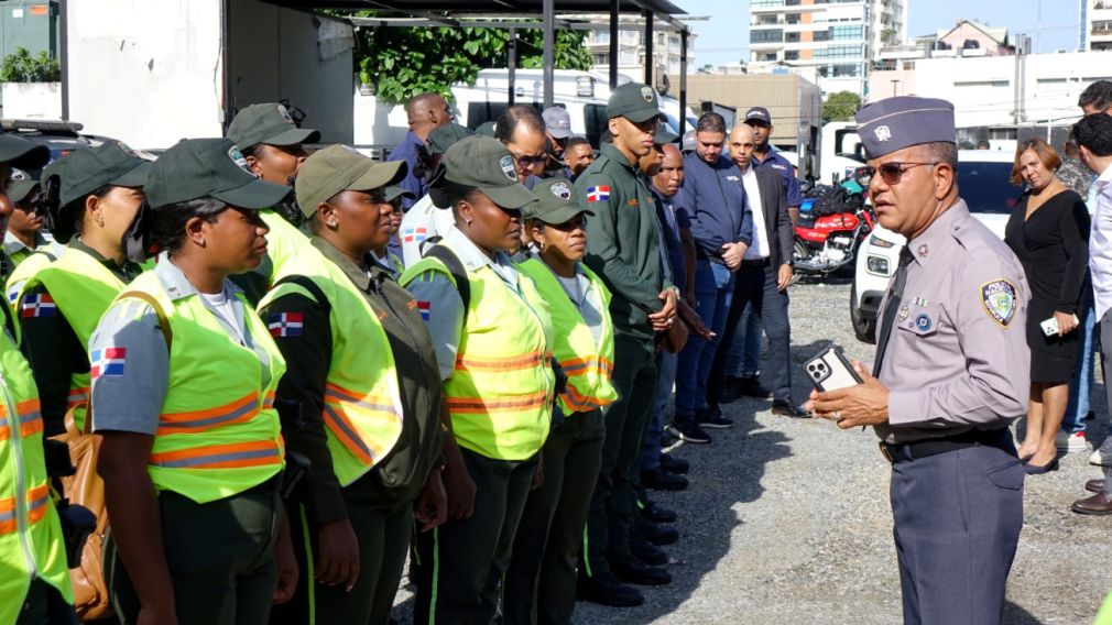 Digesett e Intrant en coordinación con ParqueateRD, MOPC y el Ayuntamiento del Distrito Nacional lanzaron la medida como parte de las acciones para mejorar la movilidad urbana y garantizar el uso adecuado del espacio público.