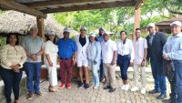 La foto muestra parte de los participantes de la nueva Marca País, Cibao Atlántico que preside el empresario Danilito Guzmán.