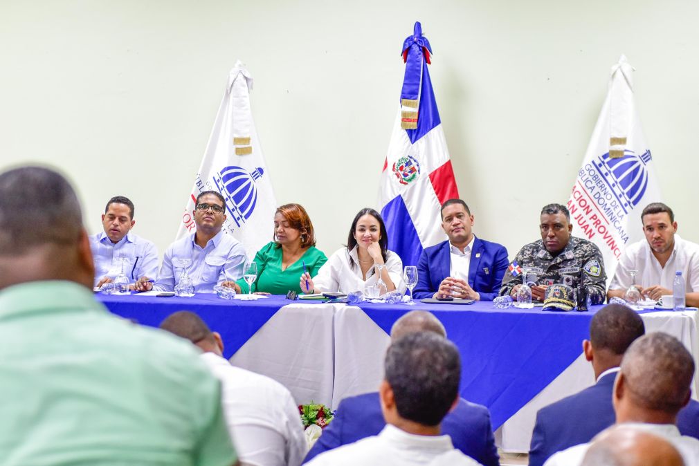 Comunitarios y representantes de gobiernos locales piden acciones contra ruidos, tráfico de drogas e inmigrantes ilegales.