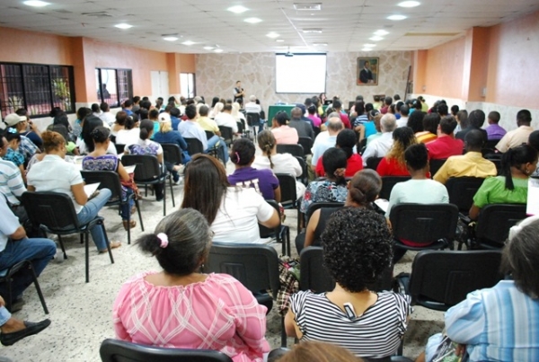 Organizaciones afirman pacto fiscal contradice Estrategia Nacional de Desarrollo