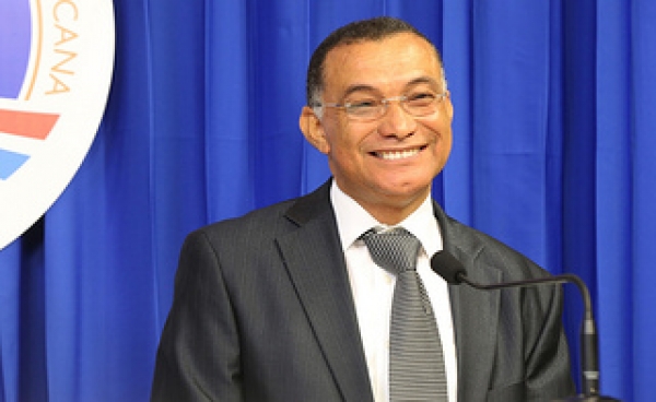 Radhamés Valenzuela.