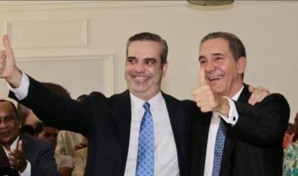 Asegura que la oposición política al gobierno está desorientada.