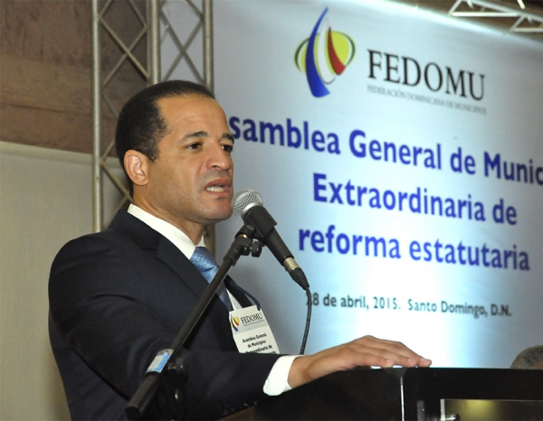 Juan de los Santos, presidente de la Federación Dominicana de Municipios, Fedomu y alcalde de Santo Domingo Este.