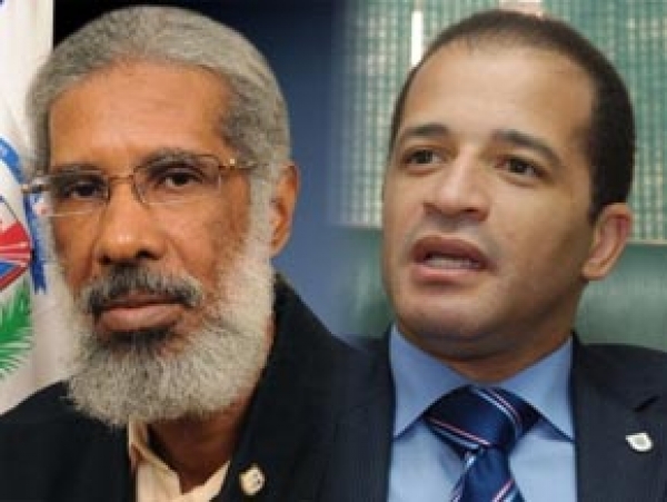 Diputado Hubieres lleva otra vez a Juancito al banquillo de los acusados 