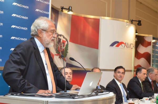 Rolando González Bunster, principal ejecutivo de InterEnergy Holdings.