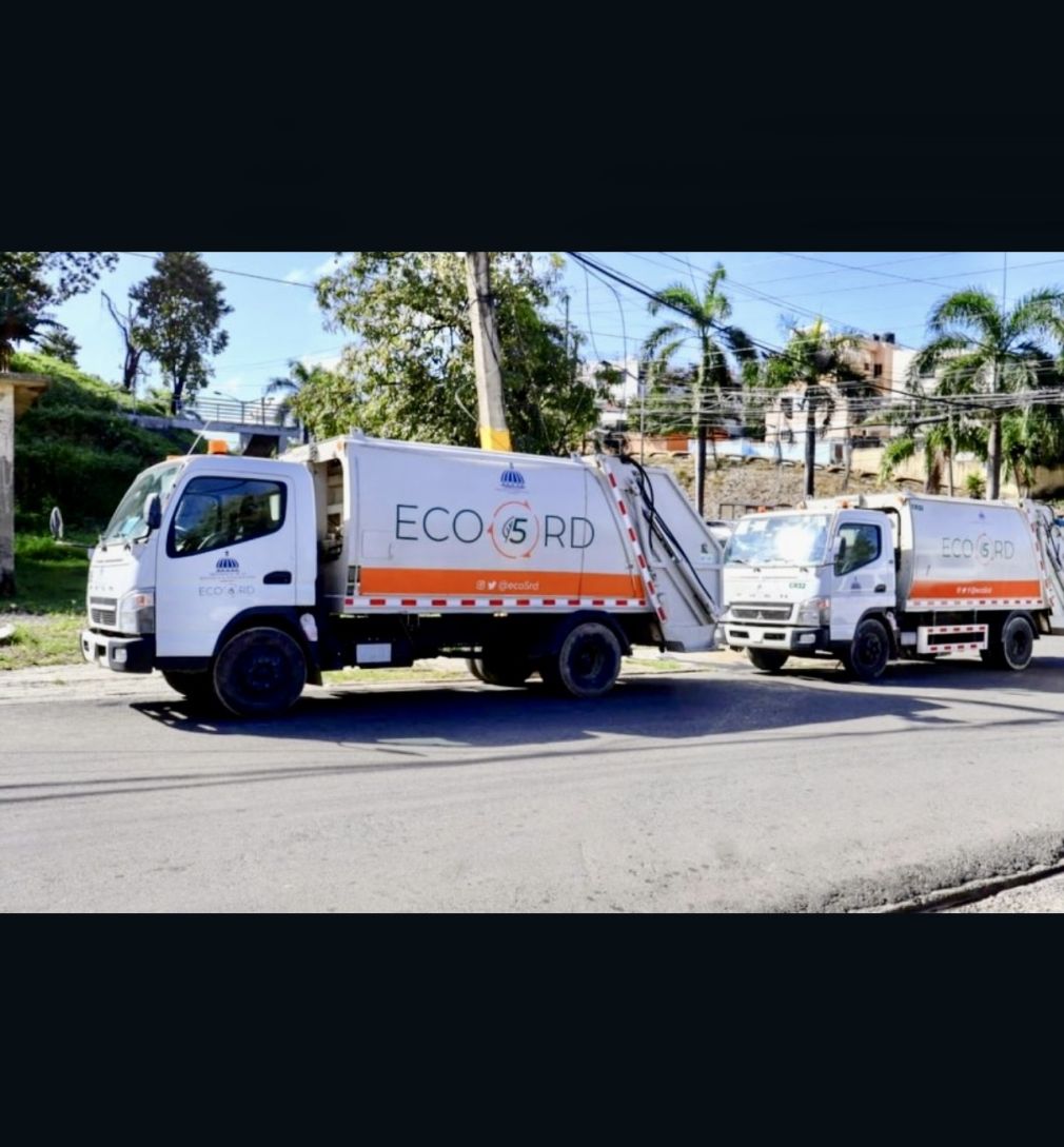 El Gobierno central y la Alcaldía de Santo Domingo Oeste fortalecen la recolección de residuos sólidos.