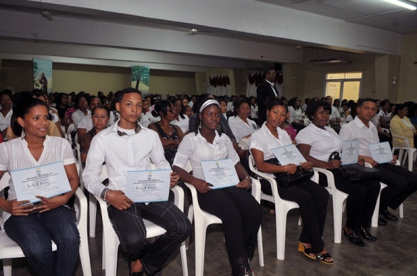ASDE gradúa 650 de Escuelas Laborales