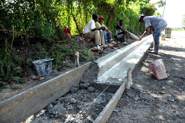 construcción de contenes