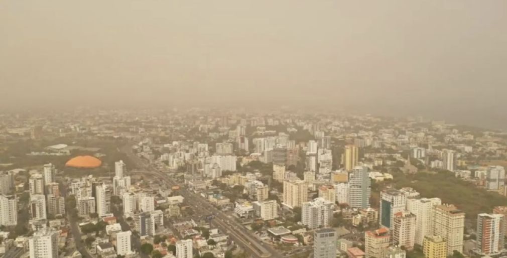 Se espera que este lunes se aproxime al país una débil vaguada, aunque la misma no provocará precipitaciones significativas.