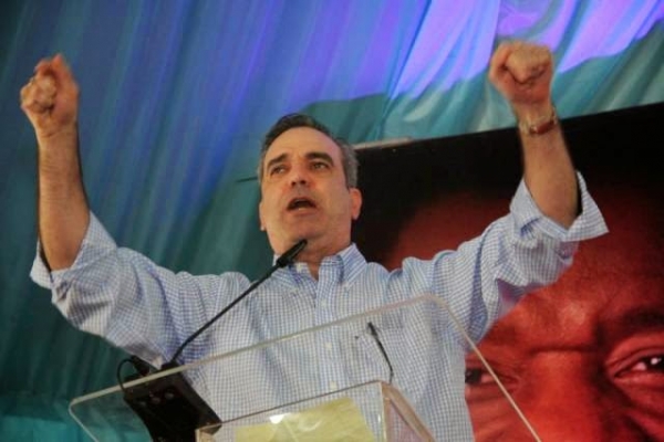 Luis Abinader pide prudencia a dirigentes PRM en San Juan
